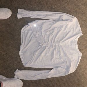 Lululemon white scrunch top